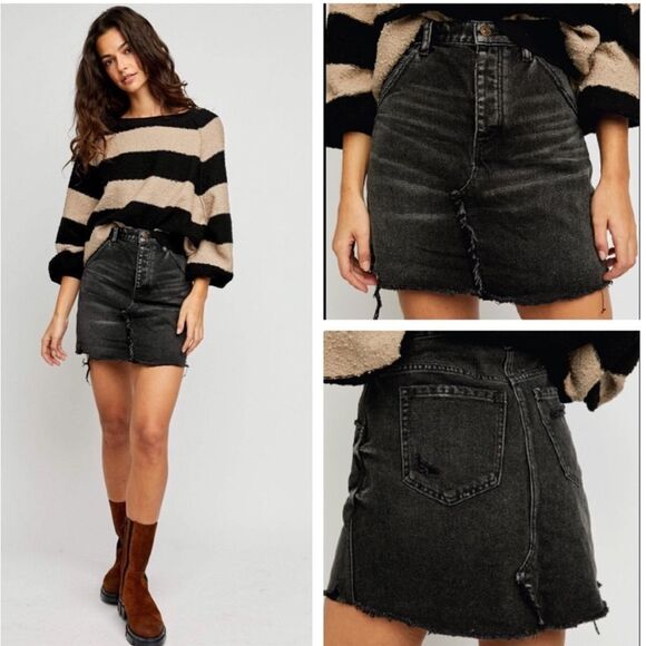 𝅺Free People Brea Denim Skirt In Faded Black - Picture 1 of 2